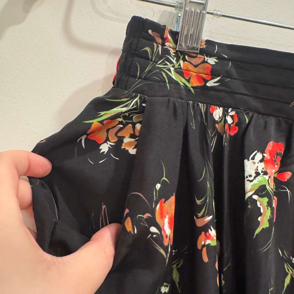 Raquelle Women’s Black Floral Silk Skirt (Size S) - Picture 2 of 5